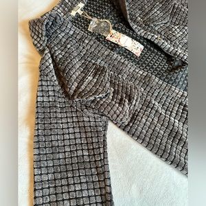 Women’s Small cozy cardigan